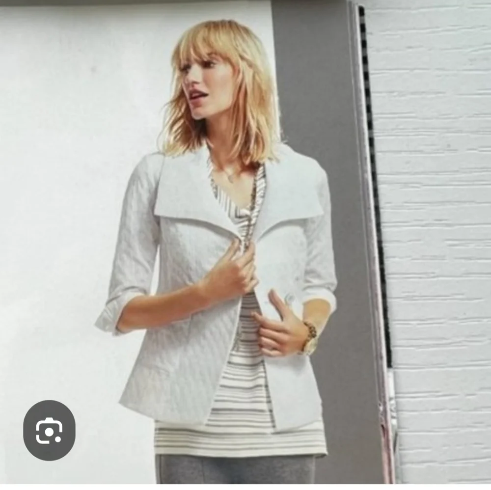 CAbi Club Double Breasted White Women's Blazer M